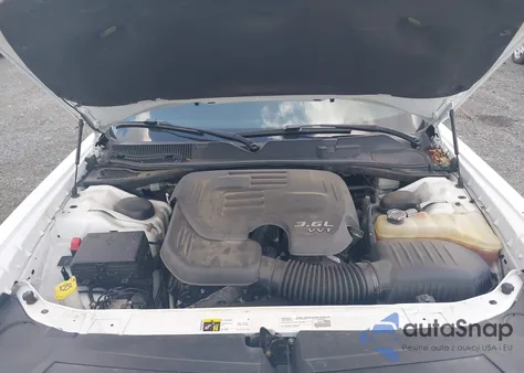 2015 Dodge Challenger Sxt Plus z USA, uszkodzony, nr VIN 2C3CDZBG7FH789367